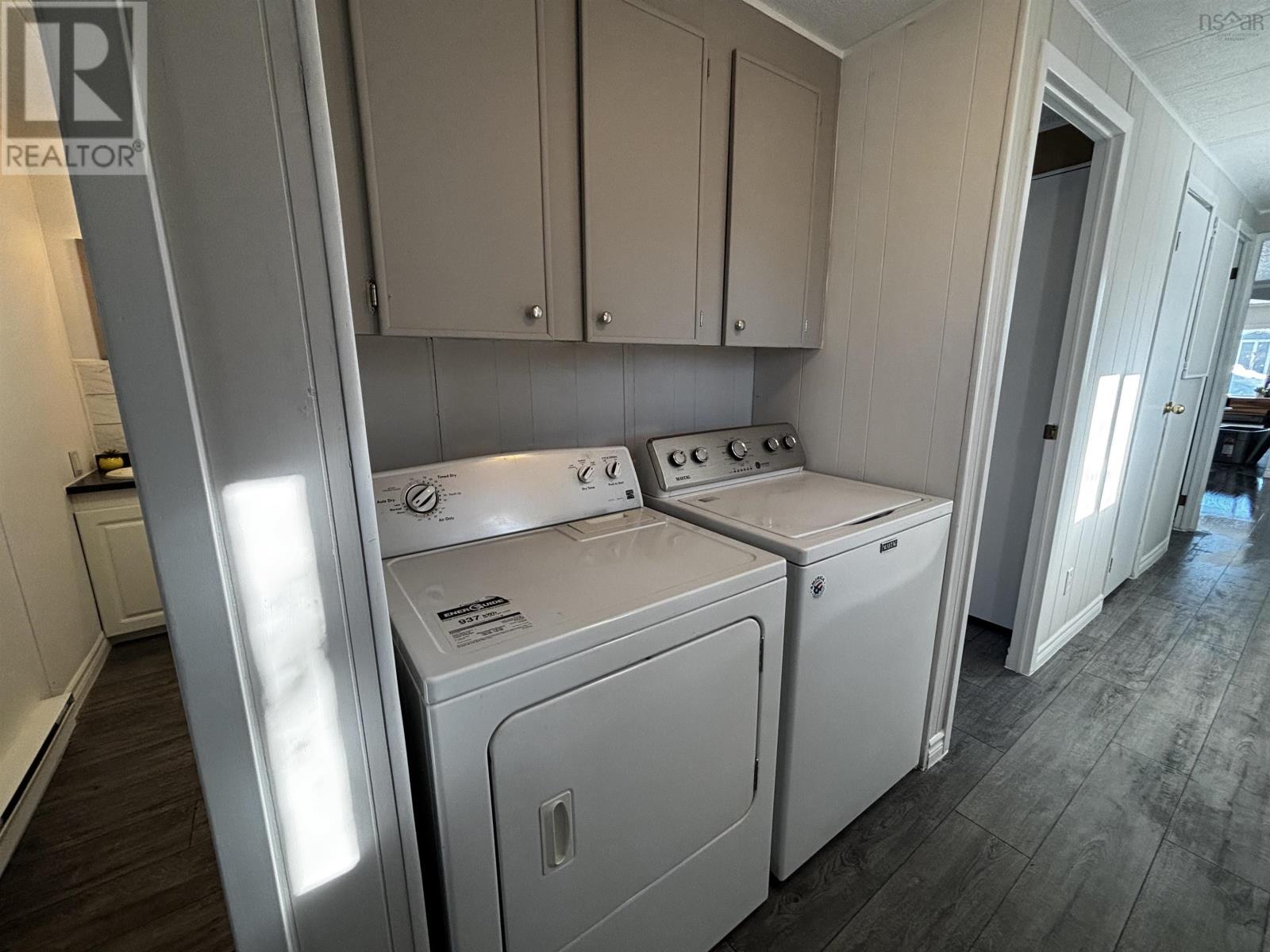 Property 18 of 28 of 449 Glen Rise Drive