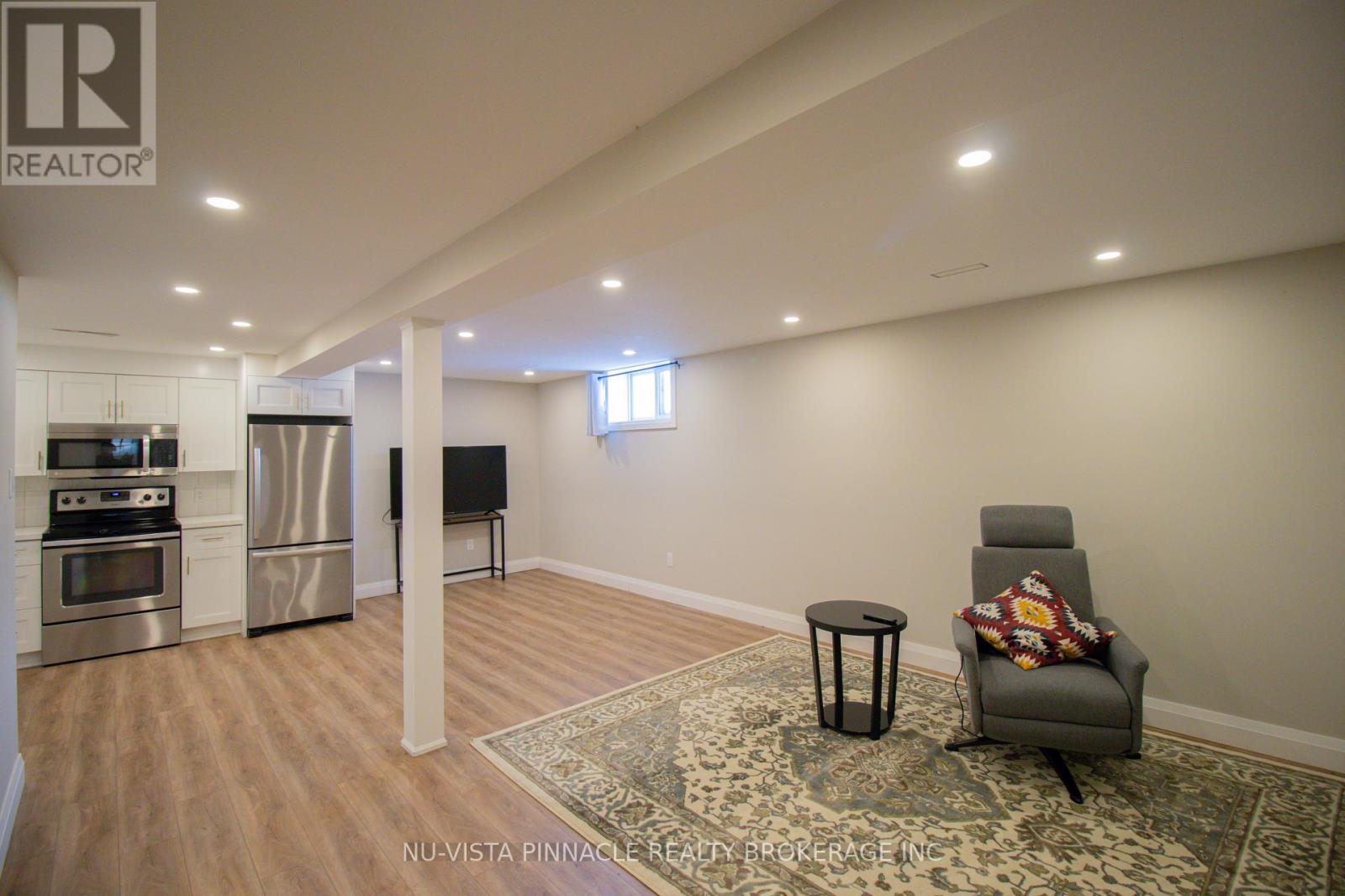 7142 HIGHWAY 7 Property Photo