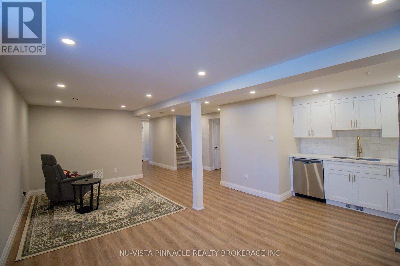 7142 HIGHWAY 7 Property Photo