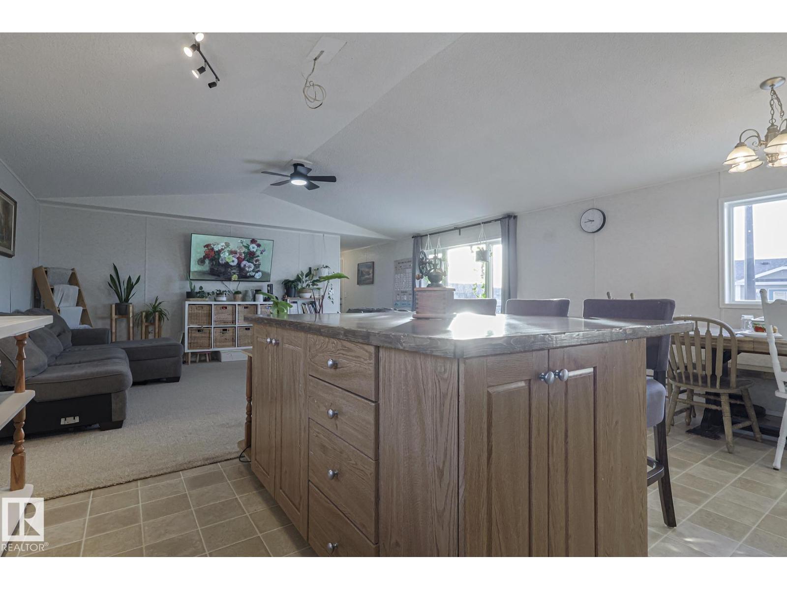 4000 Aspen WY, Leduc