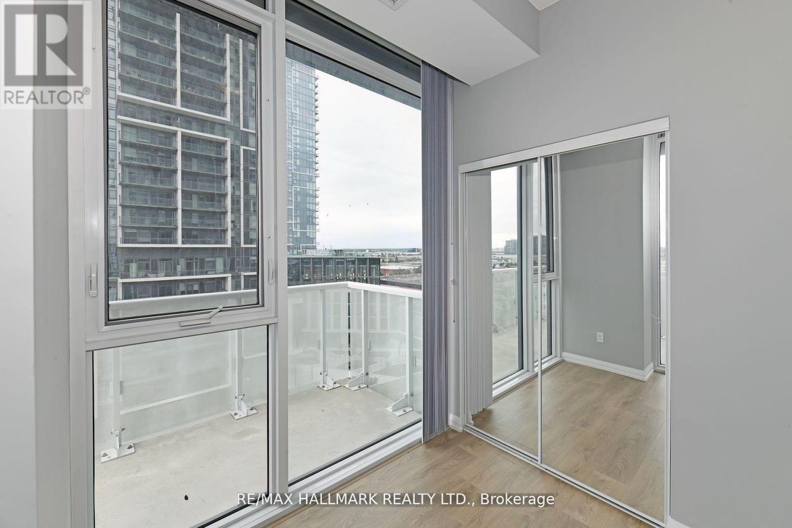 #906 7895 JANE STREET - 14