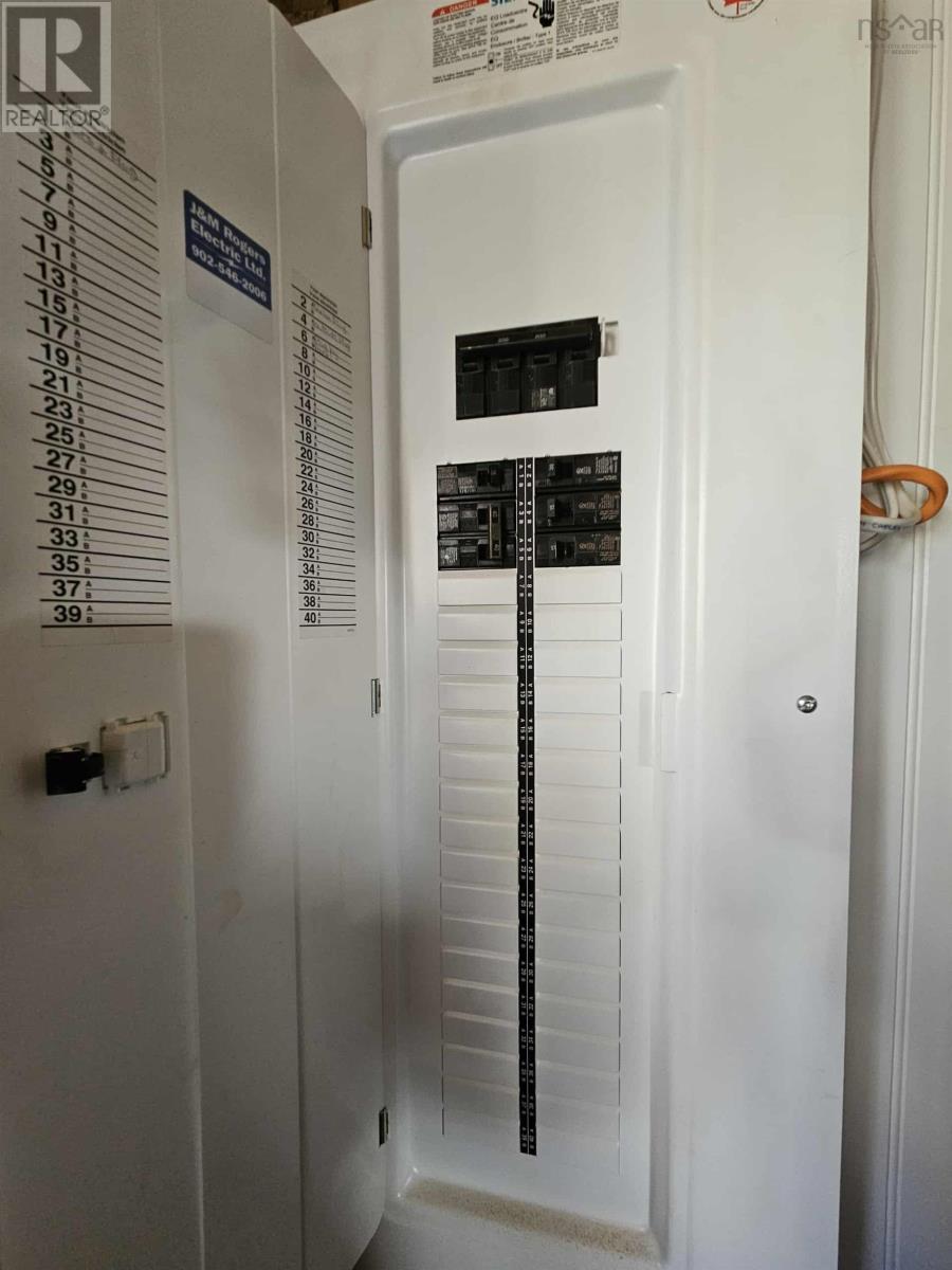 Property 4 of 23 of 1371 Mines Road