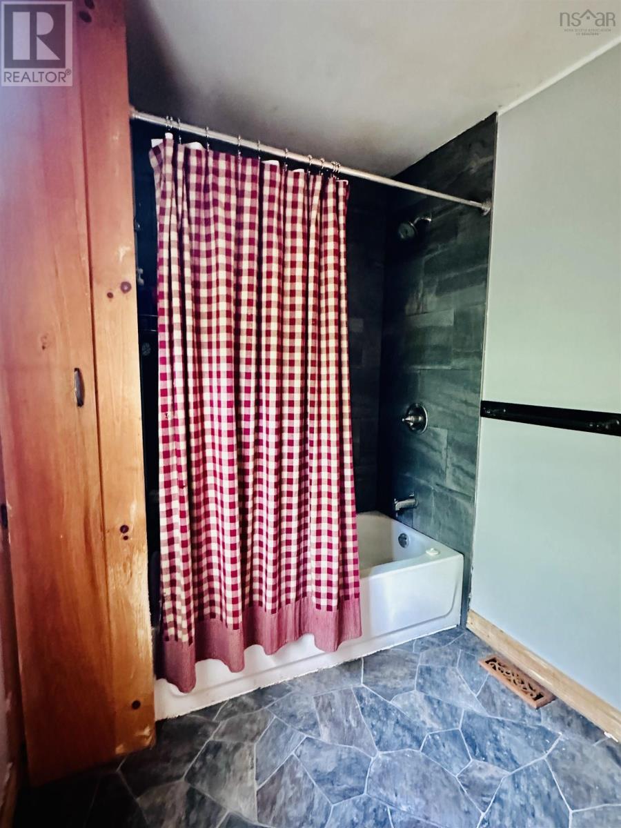 Property 16 of 19 of 101 Parr Street