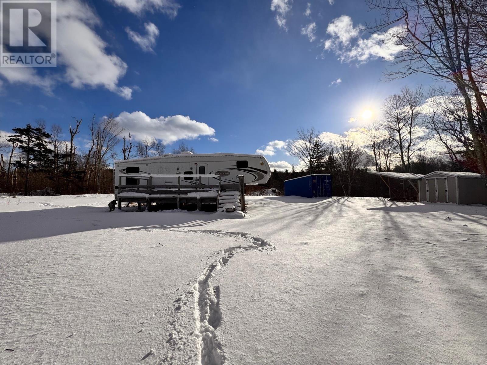 Property 20 of 27 of 941 West Lake Ainslie Road, McCormack