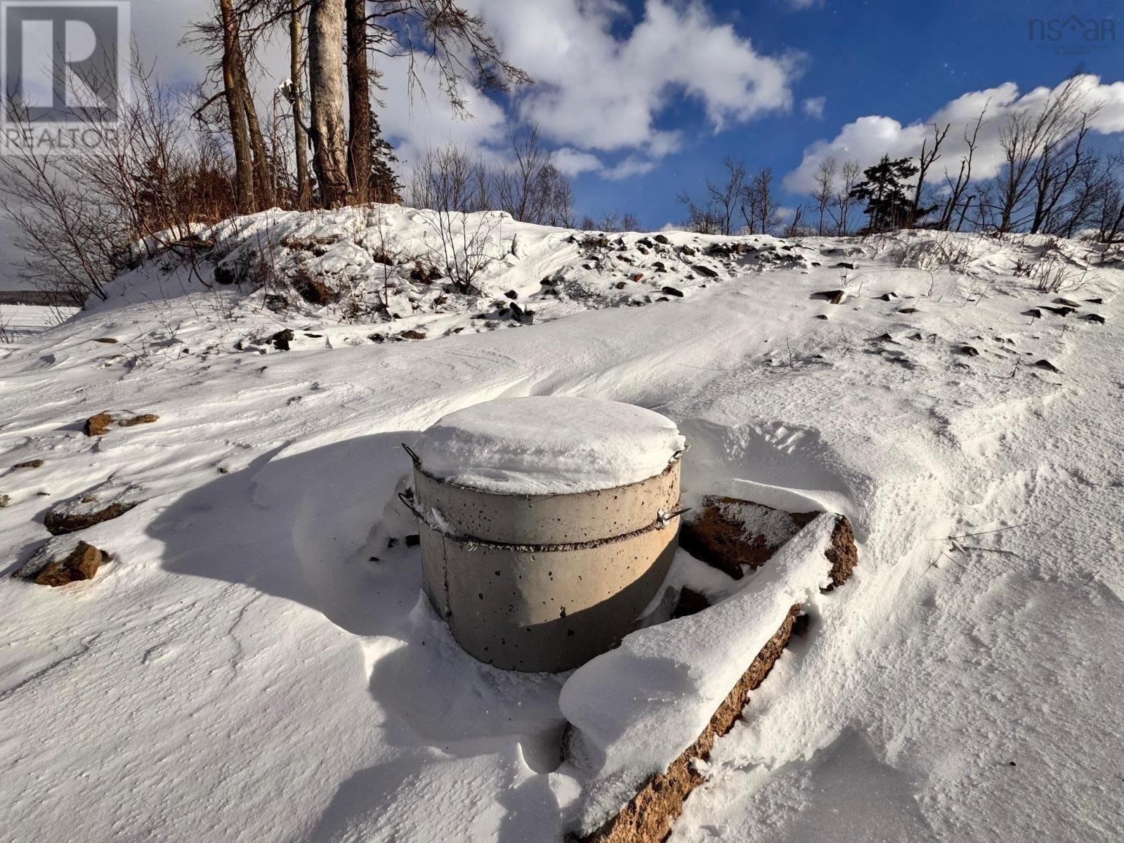 Property 21 of 27 of 941 West Lake Ainslie Road, McCormack