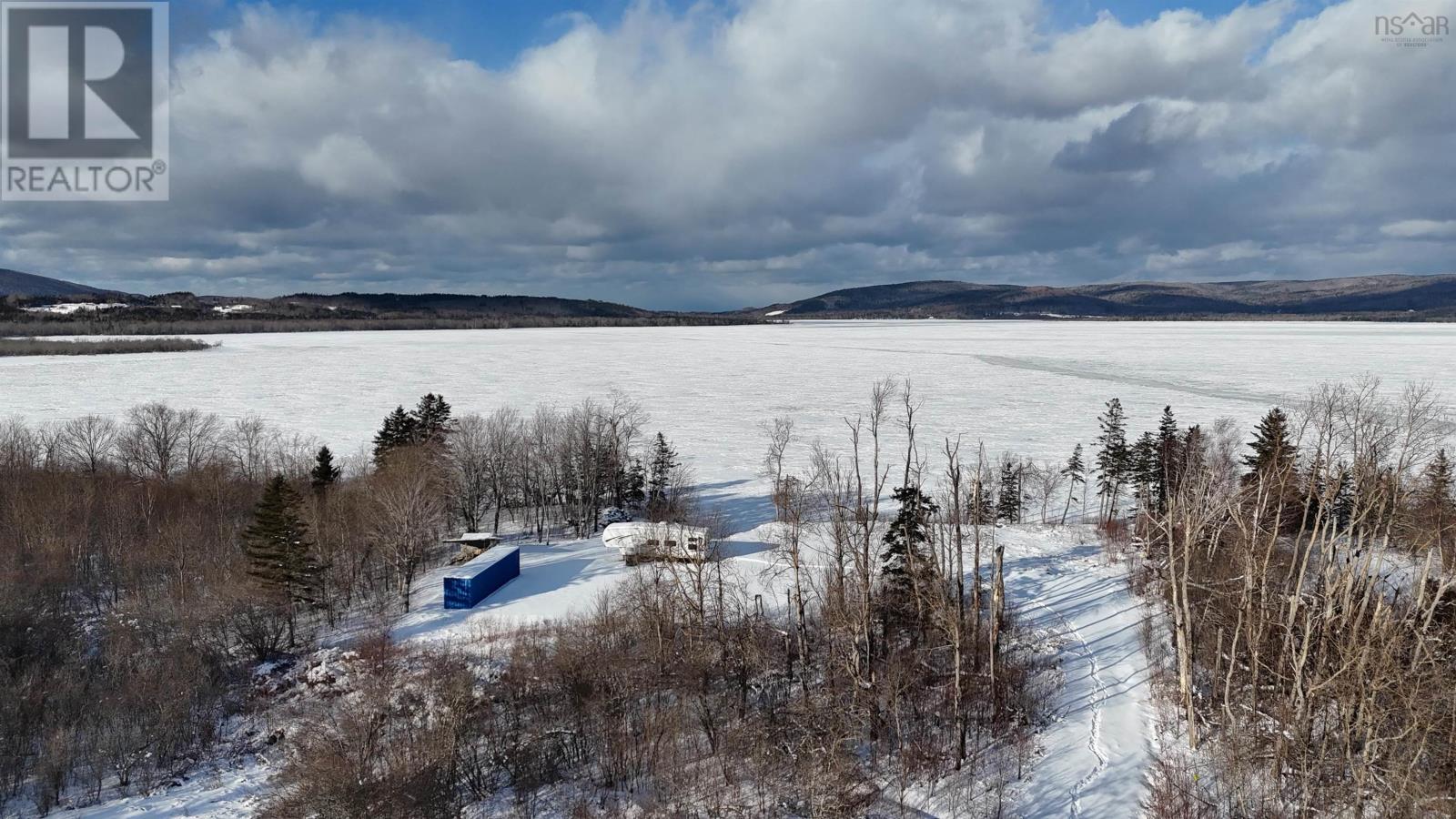 Property 6 of 27 of 941 West Lake Ainslie Road, McCormack