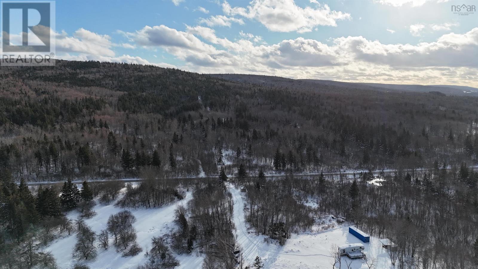 Property 8 of 27 of 941 West Lake Ainslie Road, McCormack