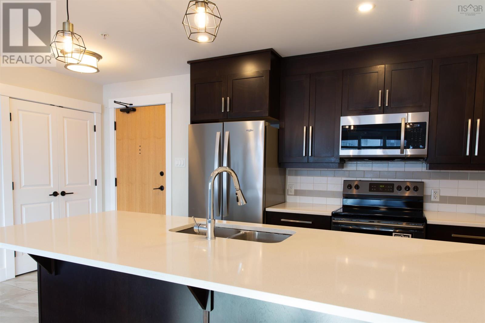 302 1990 Vernon Street - Photo 2 of 33, Halifax Peninsula, Nova Scotia