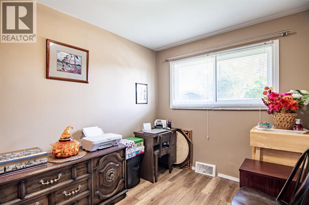 5914 56 Avenue, Red Deer