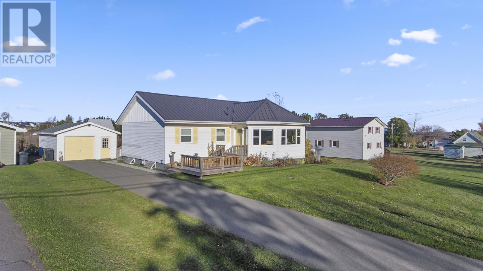 22 Hilltop Avenue - Photo 3 of 32, North Rustico, Prince Edward Island