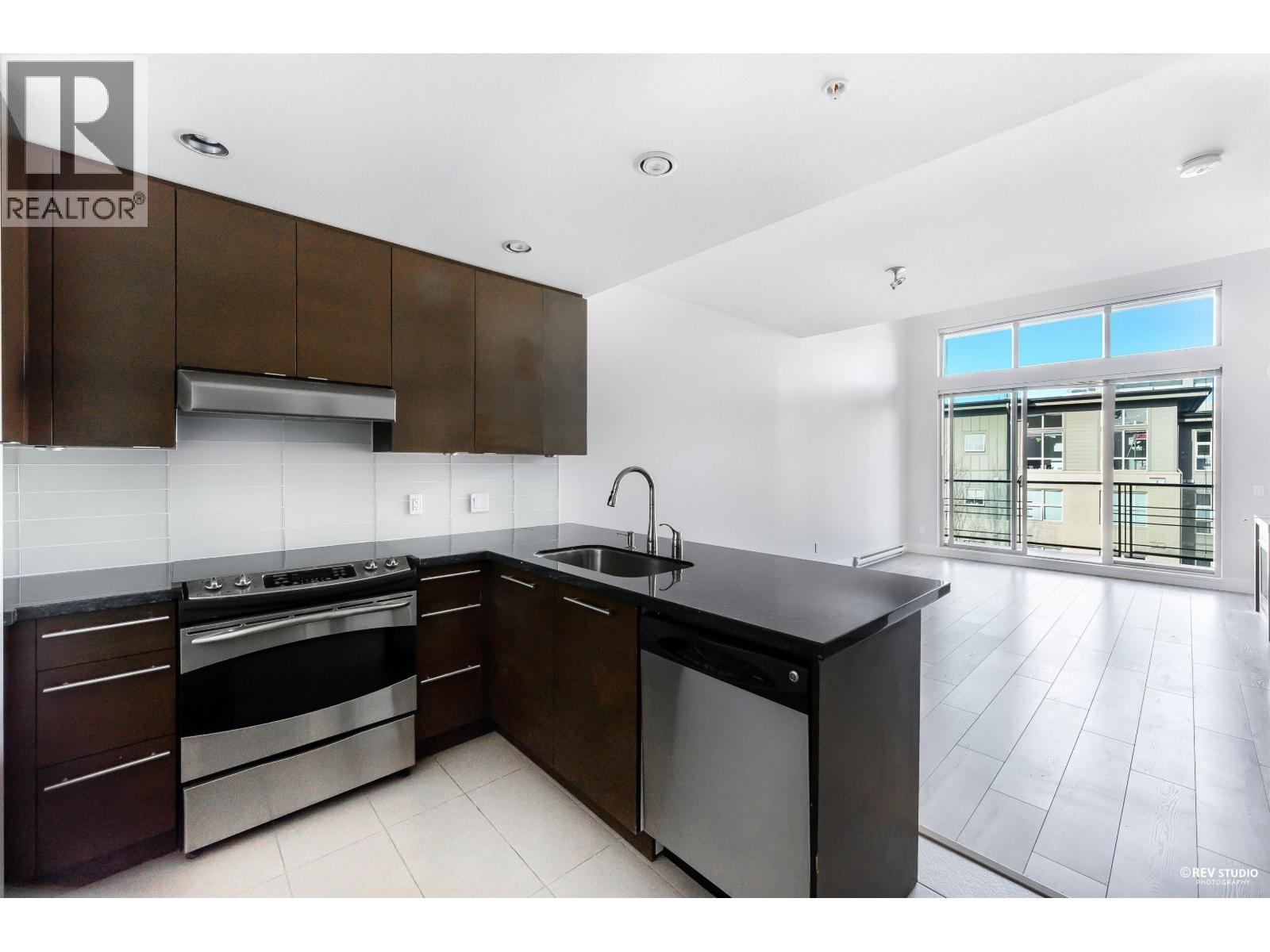 412 3478 WESBROOK MALL, Vancouver