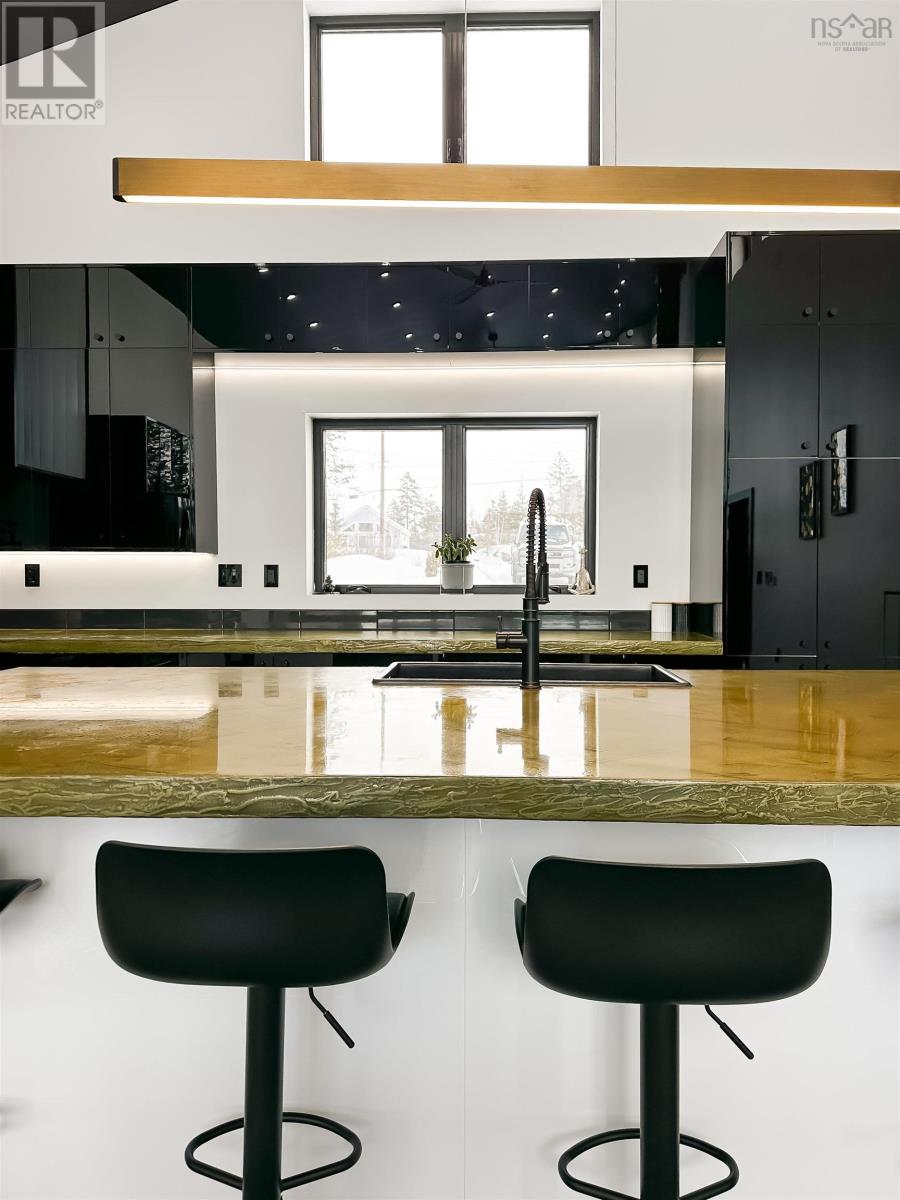 Property 11 of 49 of 242 Heritage Way, Loon Point