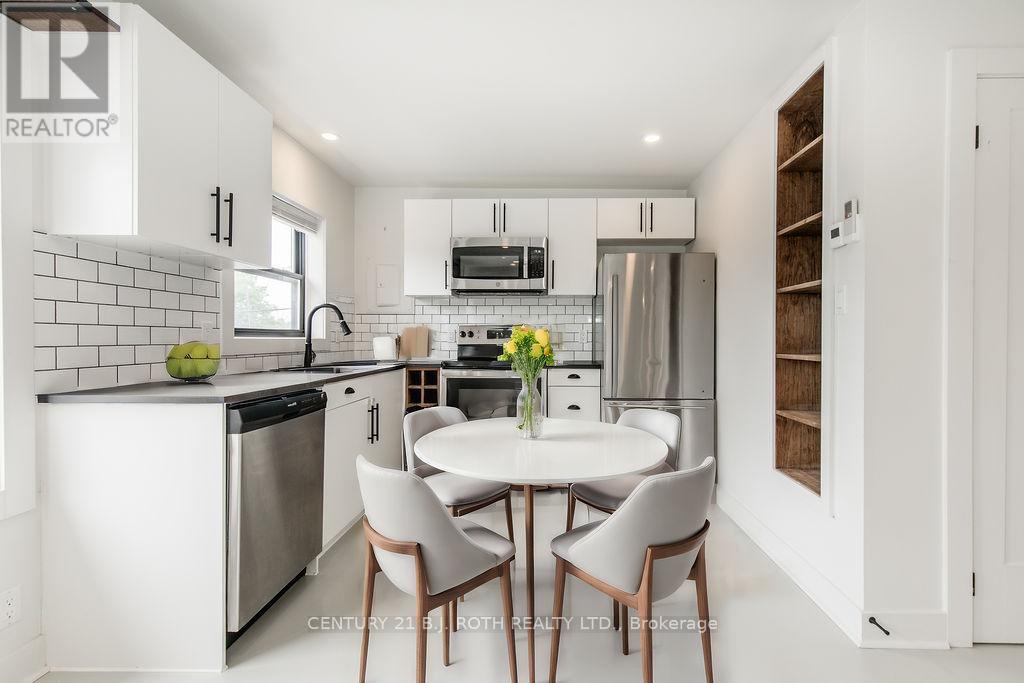 1370 KILLARNEY BEACH ROAD - 16