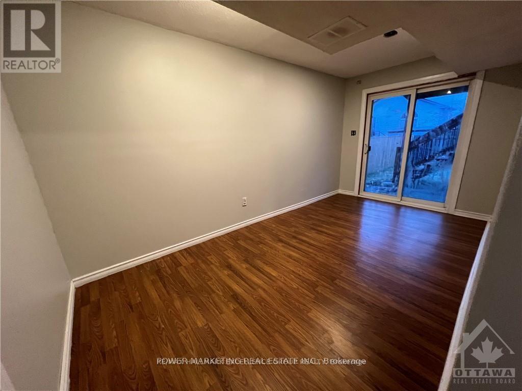 270 MICA CRESCENT - 12