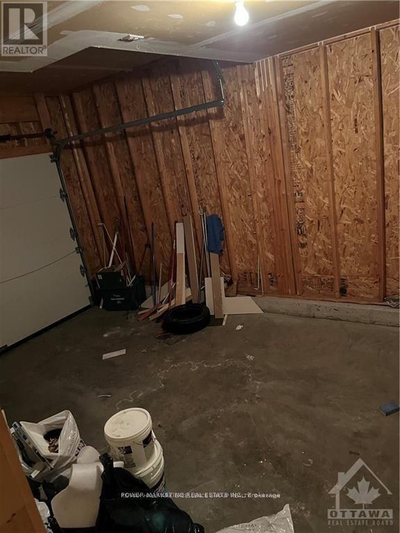 270 MICA CRESCENT - 21