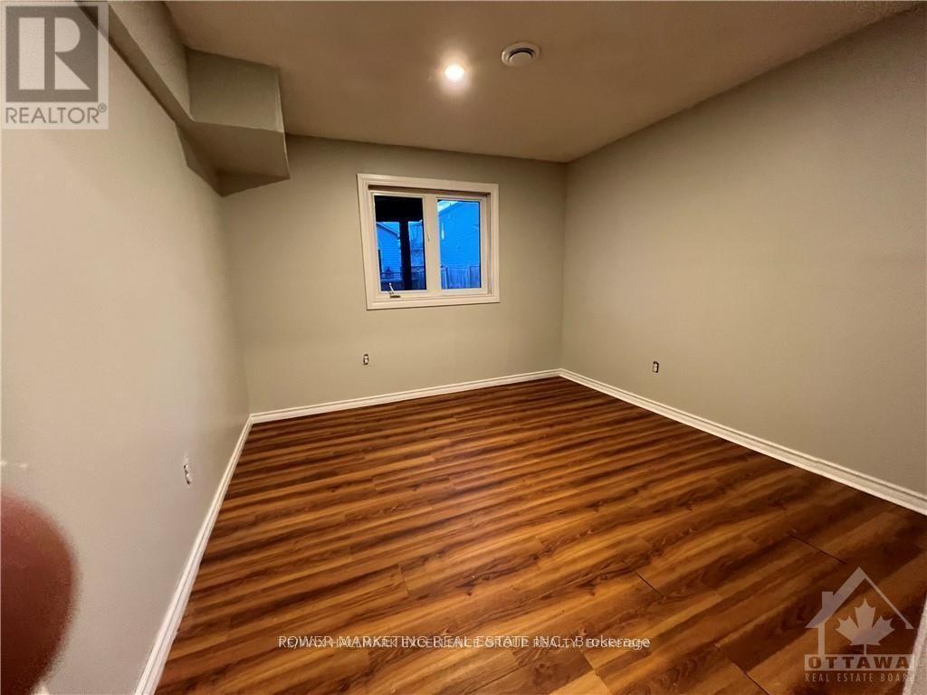 270 MICA CRESCENT - 19