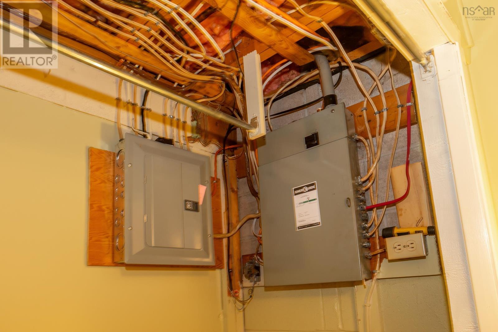 Property 14 of 49 of 144 Fraser Road