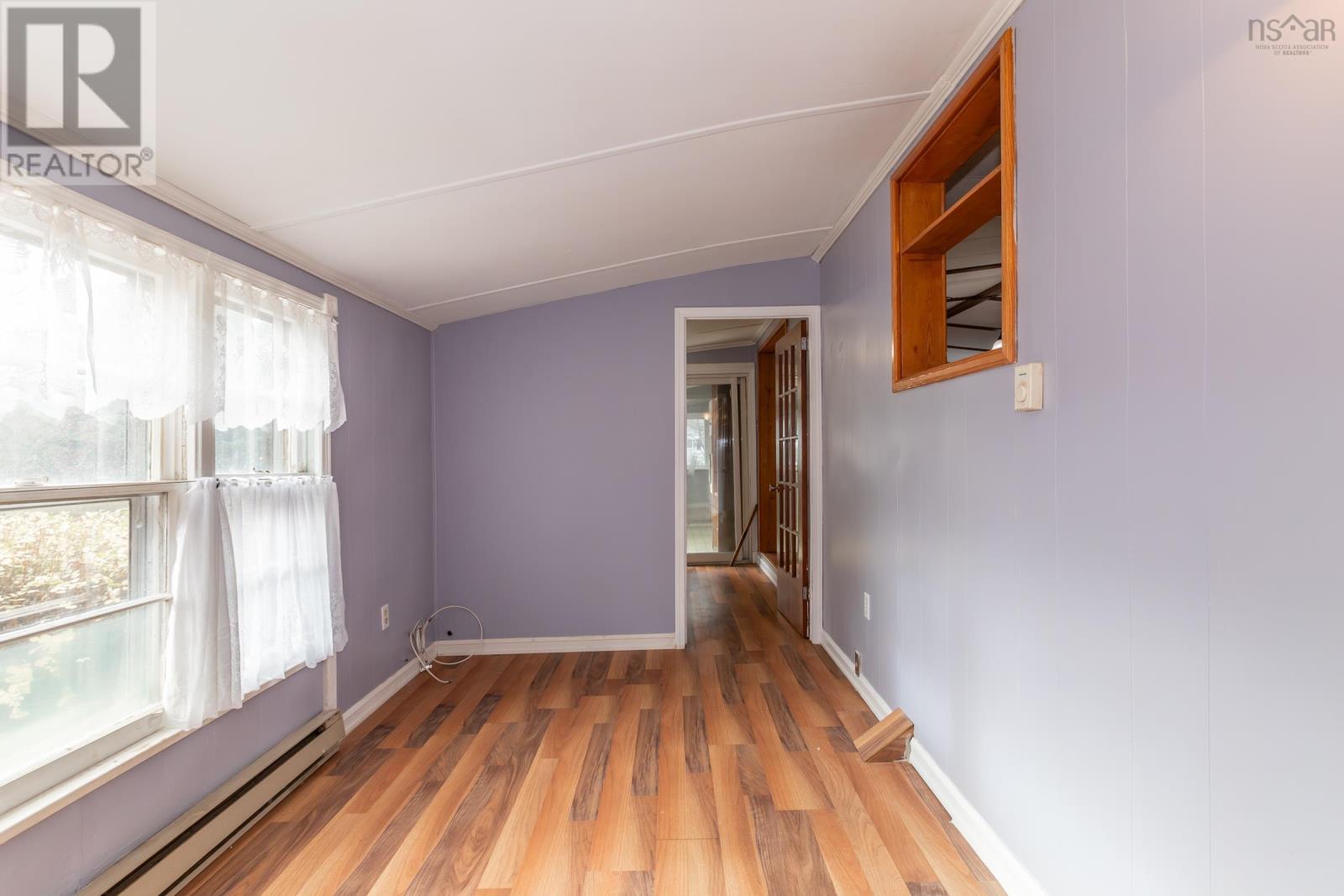 Property 27 of 50 of 8894 Highway 201