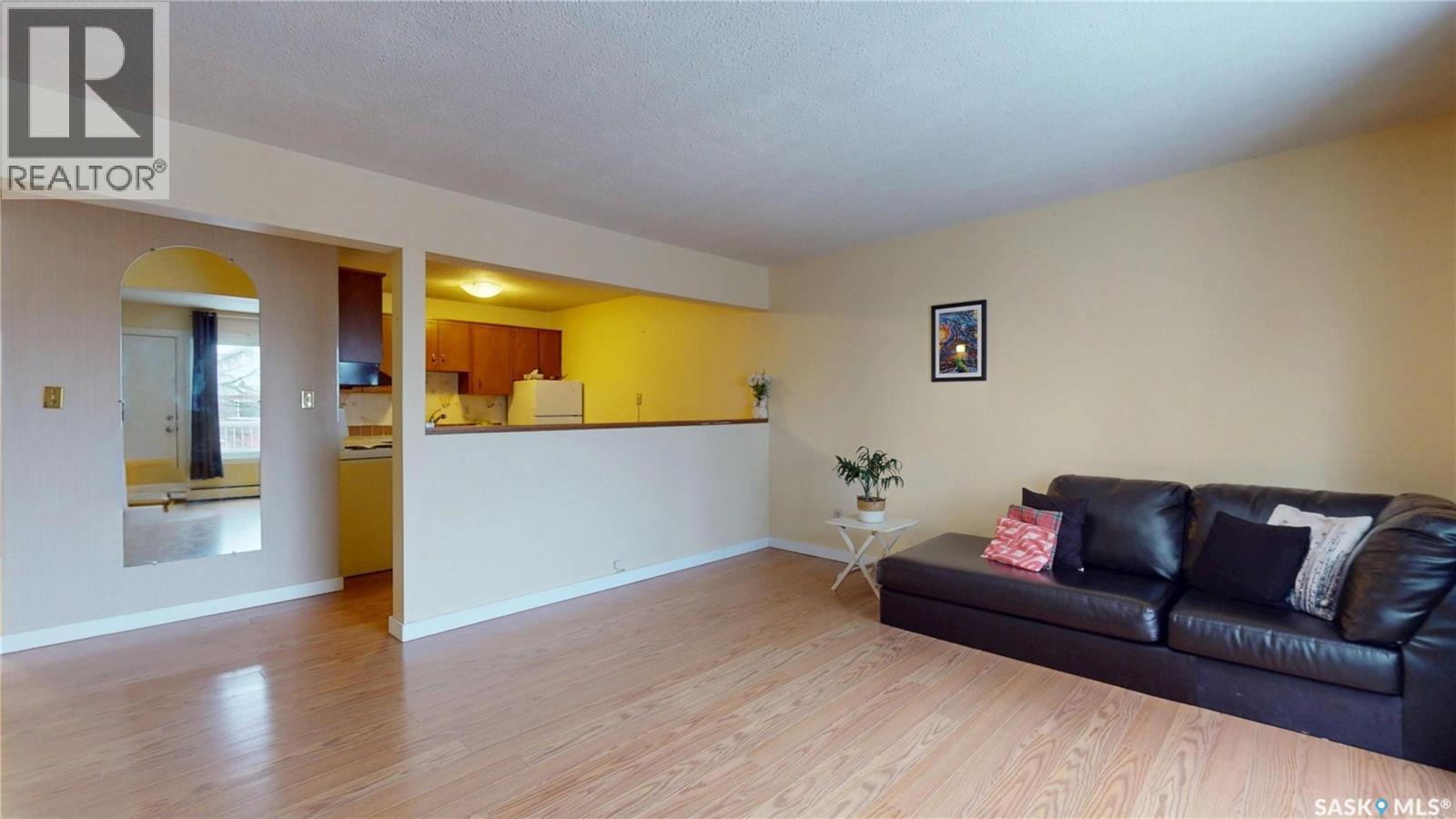 Single Family House Low rise for Sale in   RAE STREET Regina 