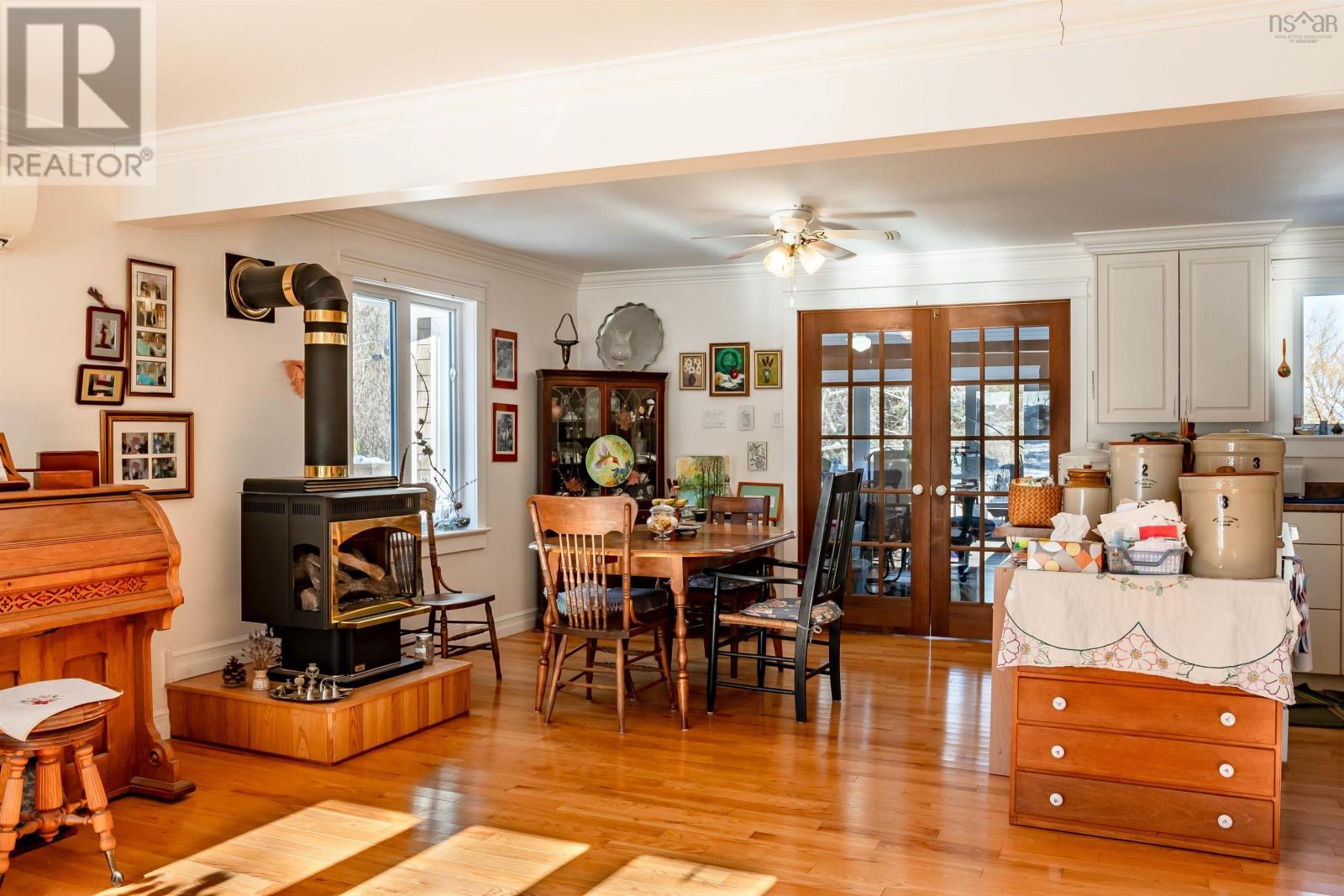 Property 7 of 33 of 1407 North Shore Road