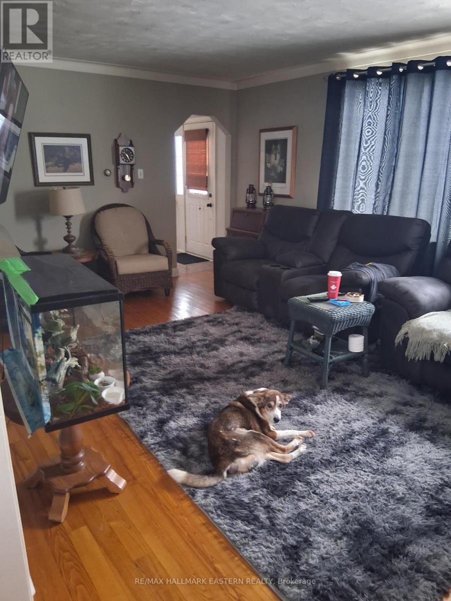 99 WALLIS DRIVE - 2
