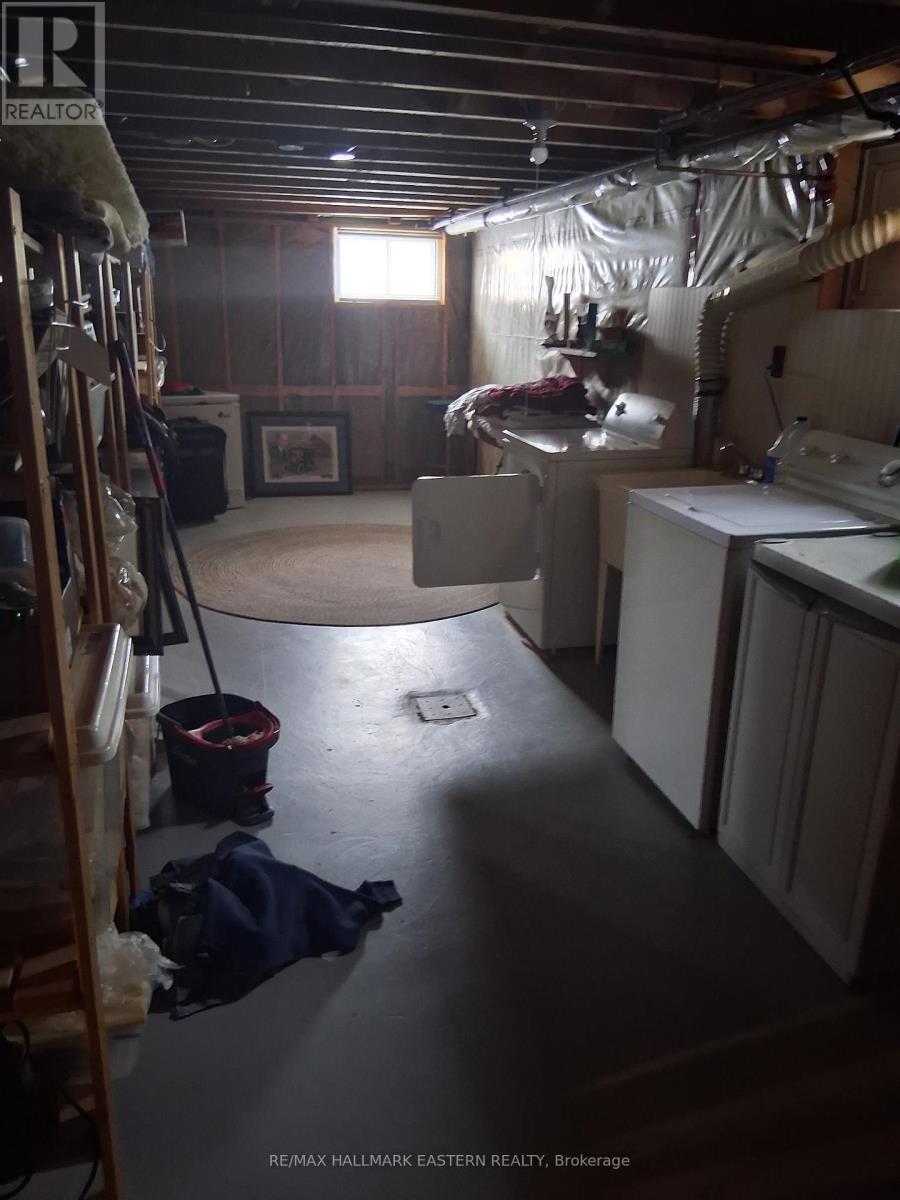 99 WALLIS DRIVE - 13