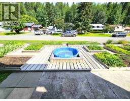 Dining nook - 3881 Bellamy Road, Prince George, BC V2K3W1 Photo 6
