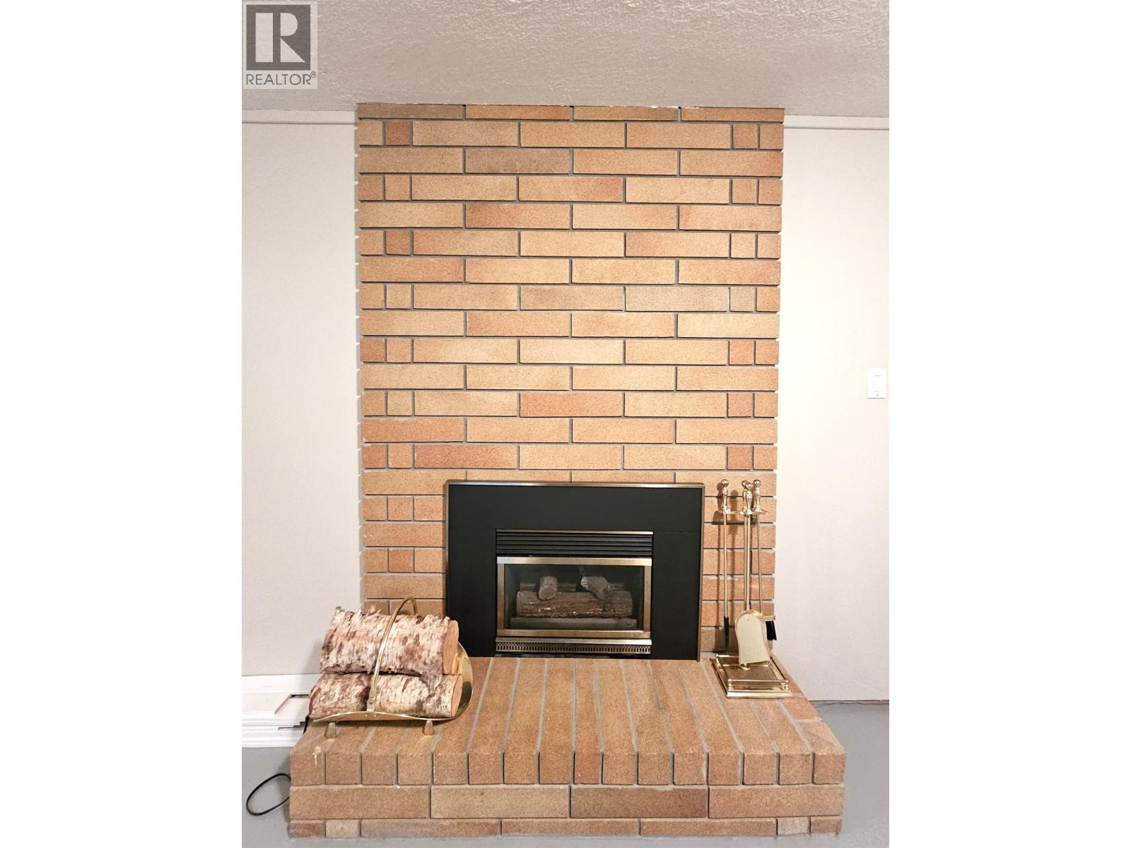 3881 BELLAMY ROAD - 37