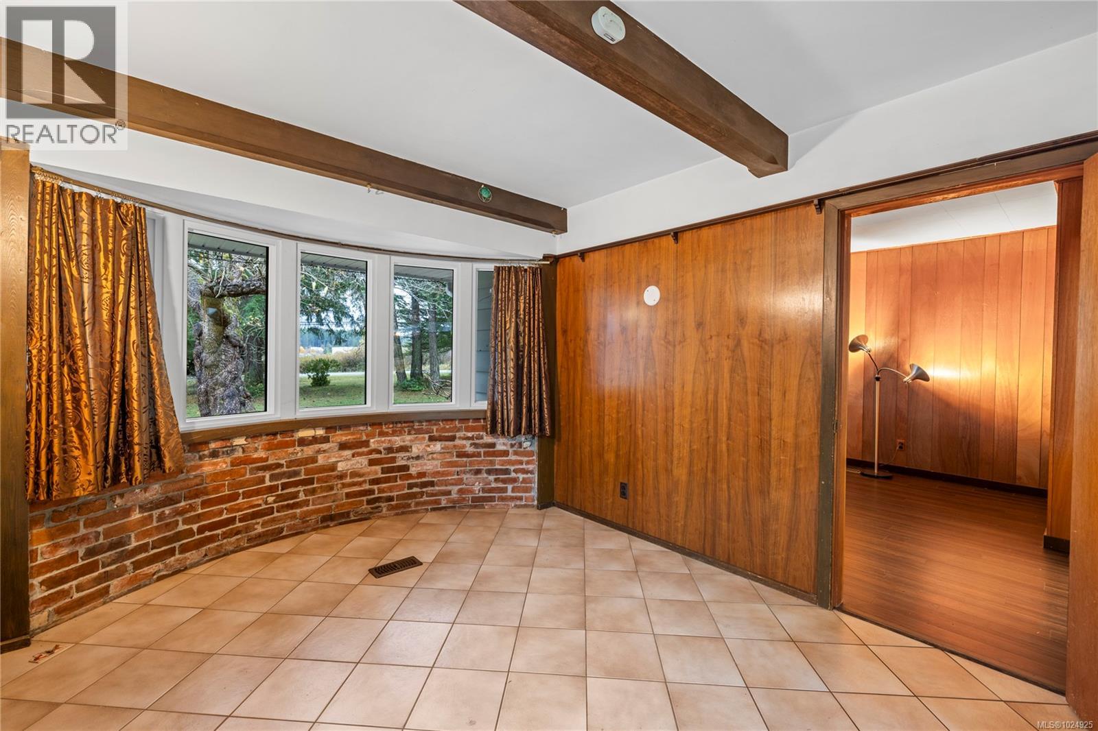 2328 Yellow Point Rd - 11