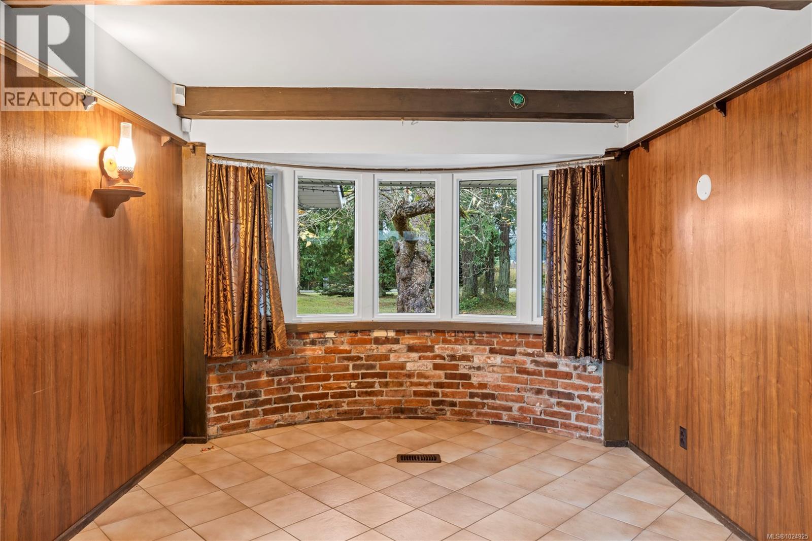 2328 Yellow Point Rd - 12