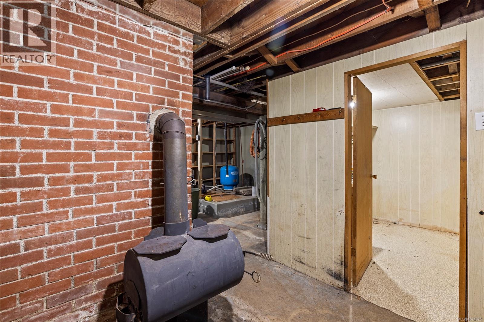 2328 Yellow Point Rd - 20