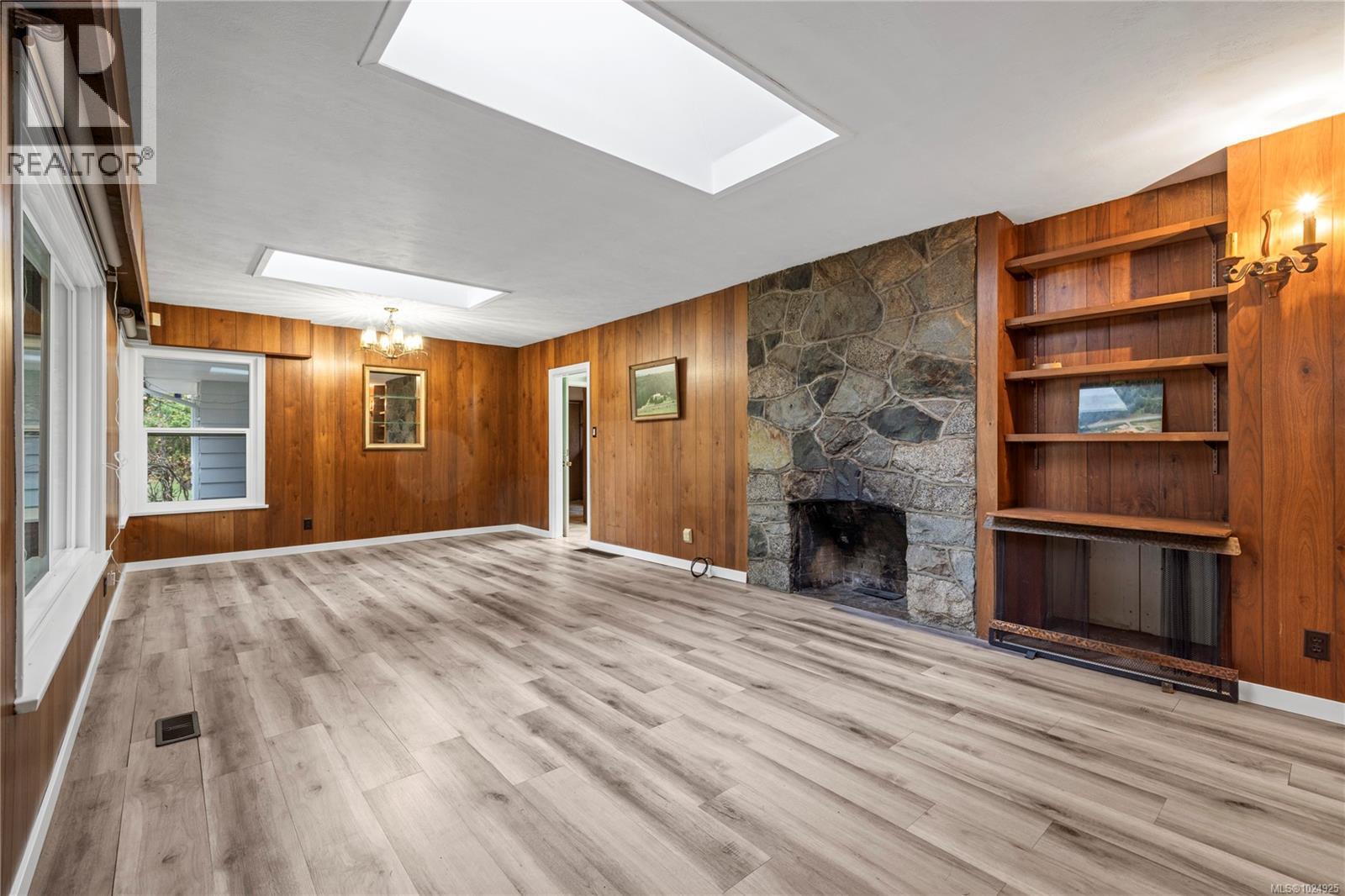 2328 Yellow Point Rd - 4