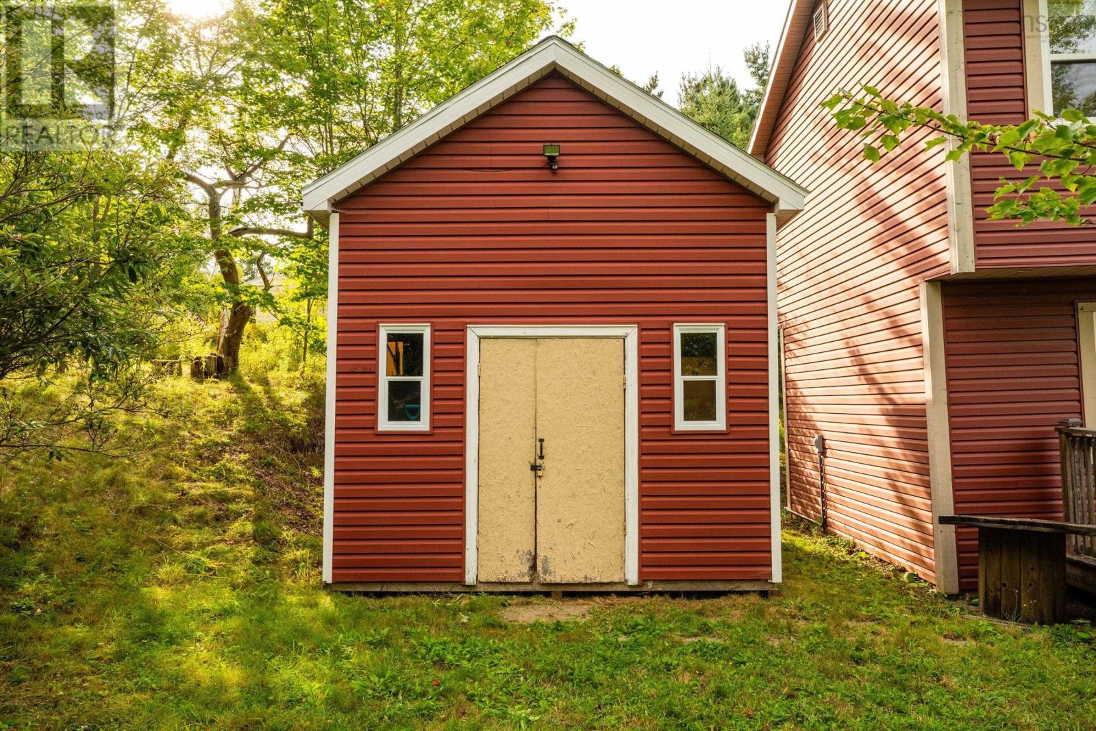 Property 36 of 37 of 680 Hammonds Plains Road