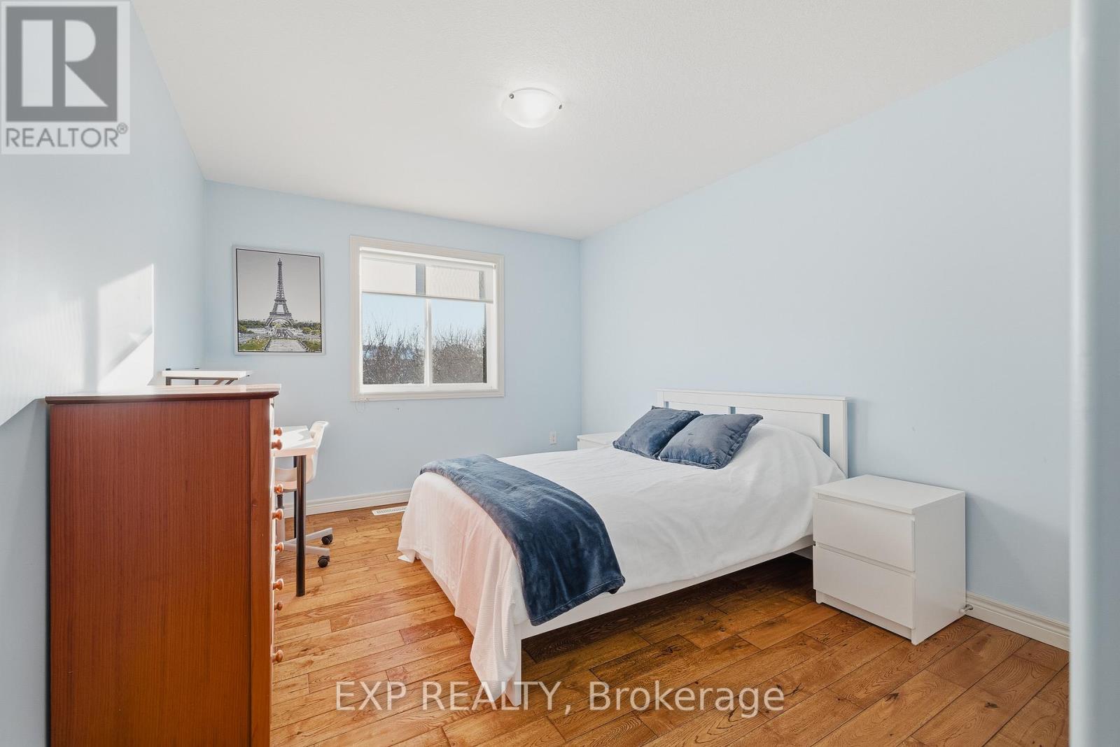 23 DOON CREEK STREET - 19