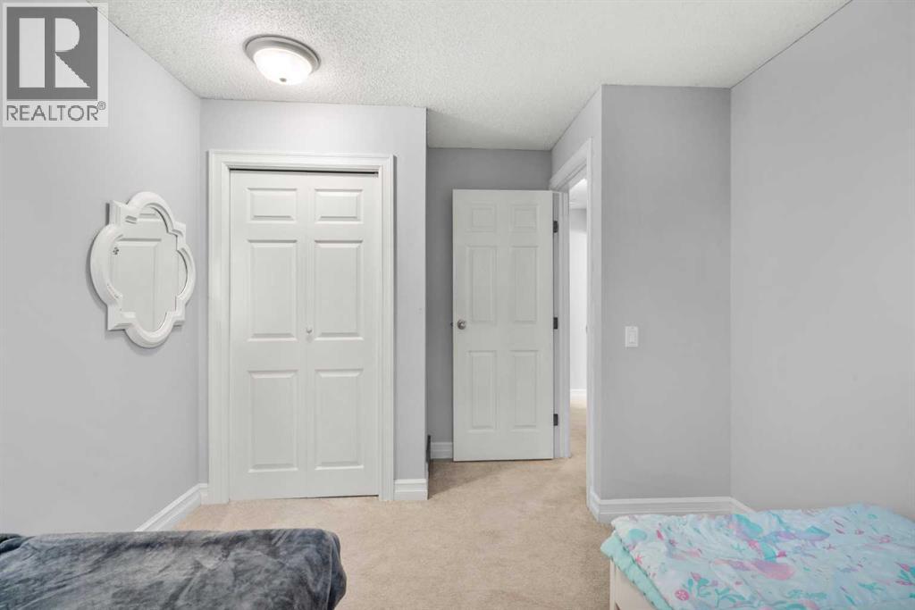 Single Family House for Sale in   Shawnessy Drive SW Shawnessy Calgary 