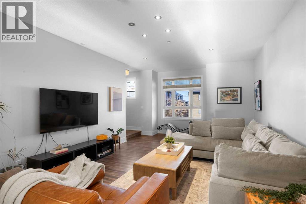 Single Family House for Sale in   Avenue SW Bankview Calgary 