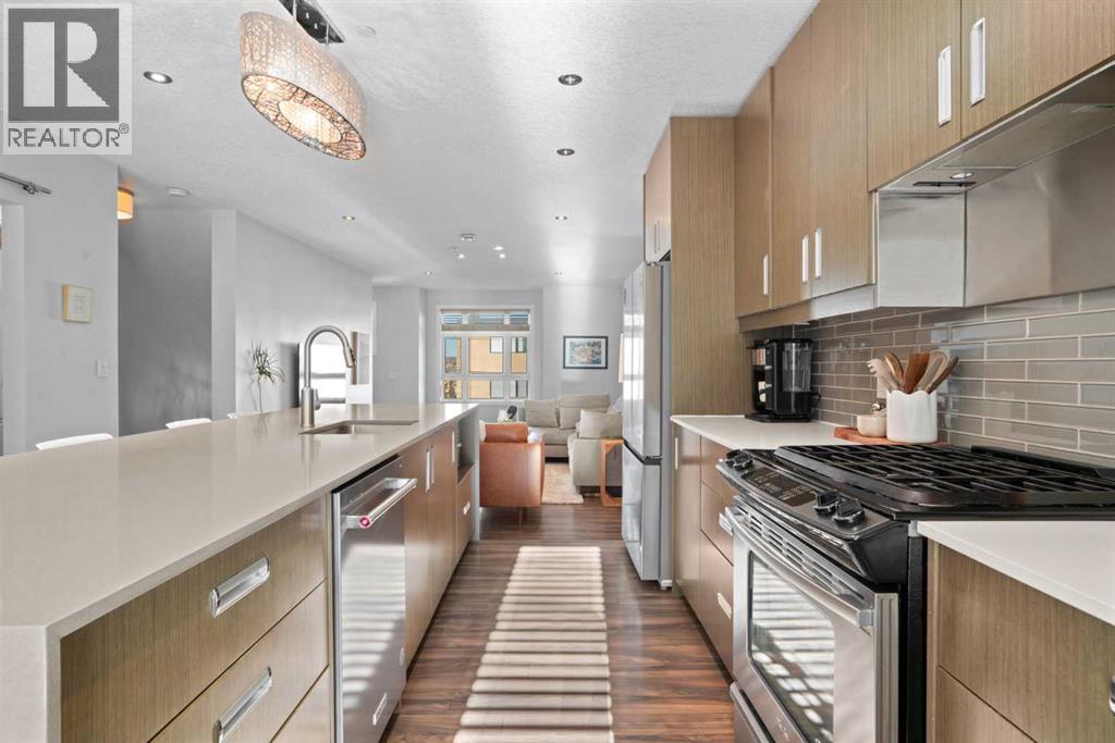 Single Family House for Sale in   Avenue SW Bankview Calgary 