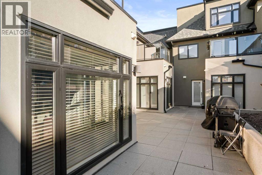 Single Family House for Sale in   Avenue SW Bankview Calgary 