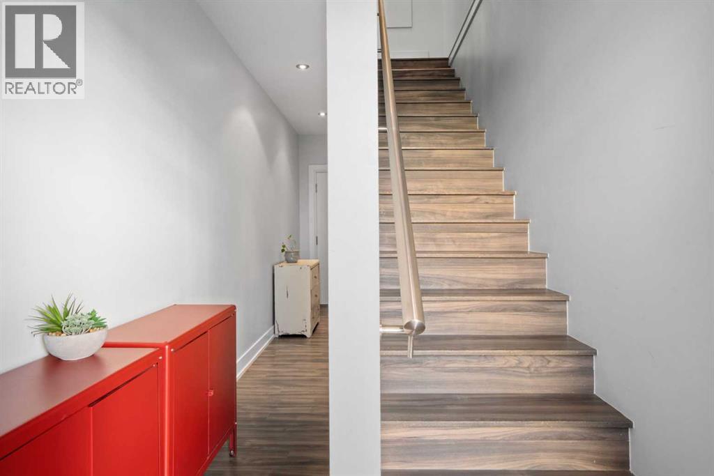 Single Family House for Sale in   Avenue SW Bankview Calgary 