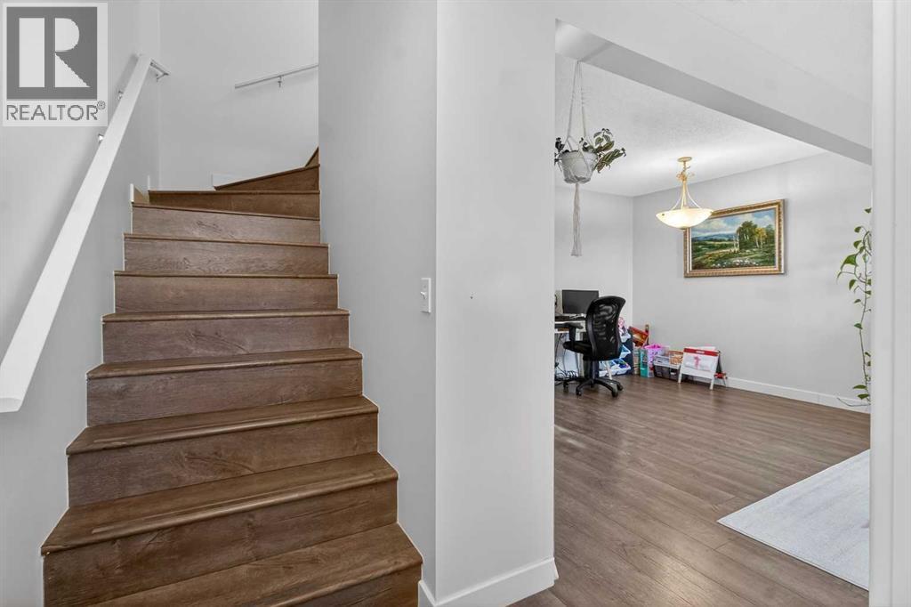 Single Family House for Sale in  Sandarac Villas NW Sandstone Valley Calgary 