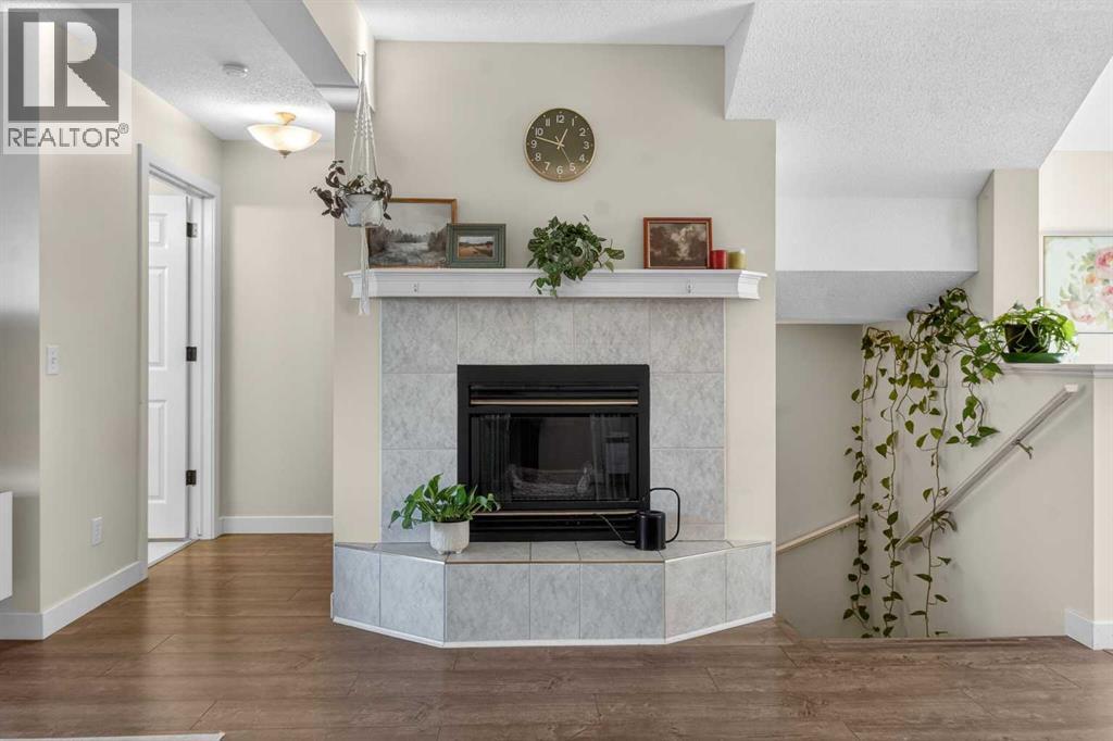 Single Family House for Sale in  Sandarac Villas NW Sandstone Valley Calgary 