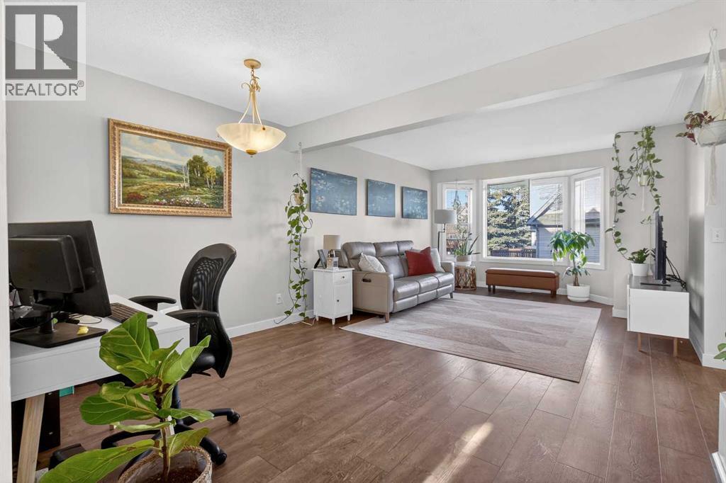 Single Family House for Sale in  Sandarac Villas NW Sandstone Valley Calgary 