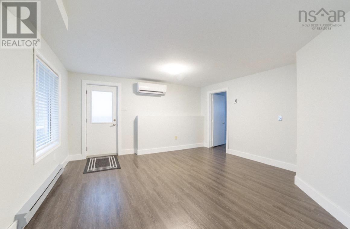 18 Sunnyvale Crescent - Photo 5 of 7, Lower Sackville, Nova Scotia