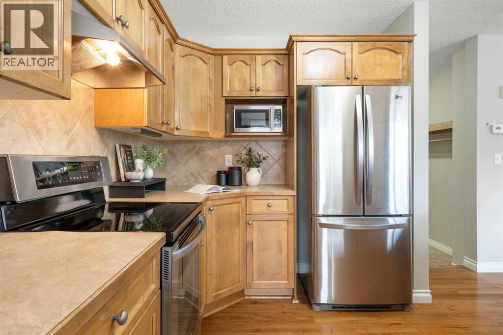 Single Family House for Sale in  Royal Birch Mews NW Royal Oak Calgary 