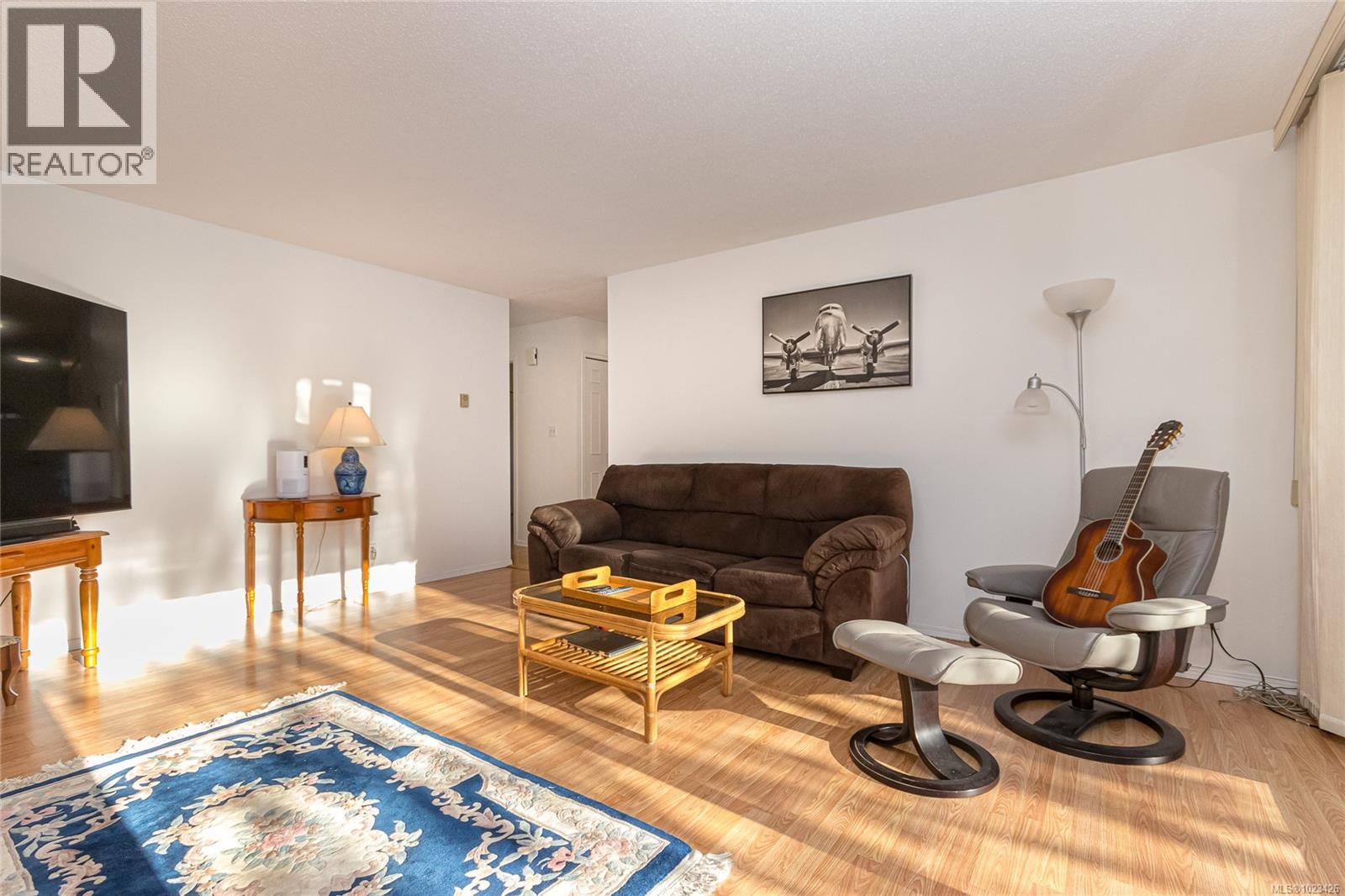 Single Family House for Sale in  Greenlea Dr Saanich 