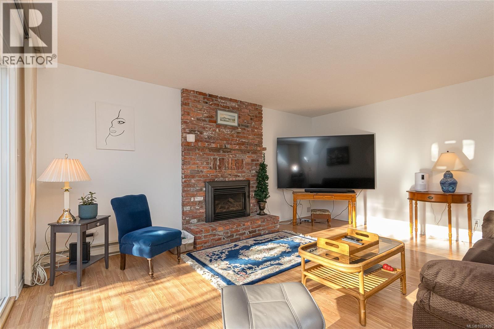 Single Family House for Sale in  Greenlea Dr Saanich 