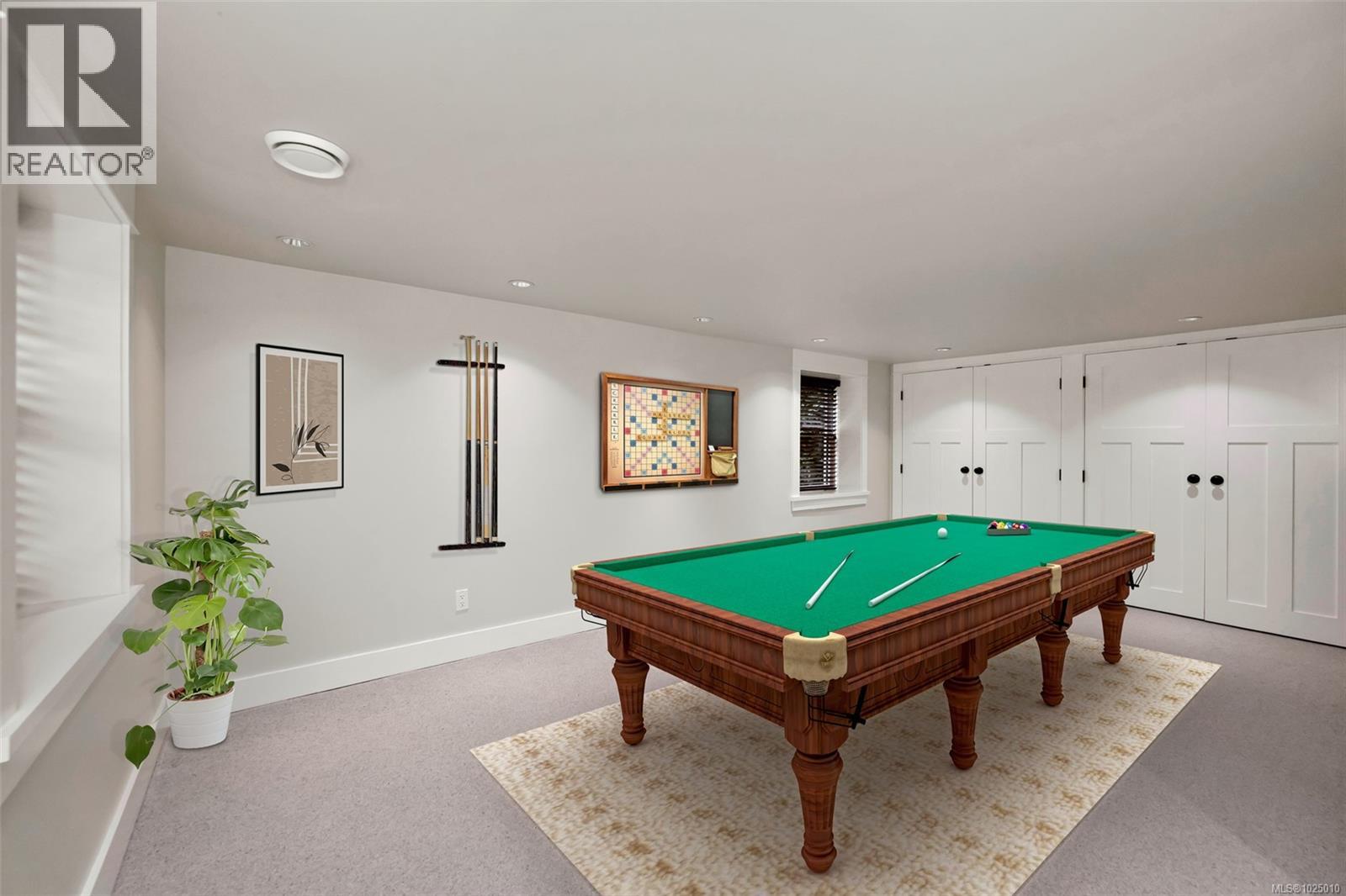  2753 Cavendish Avenue, Oak Bay