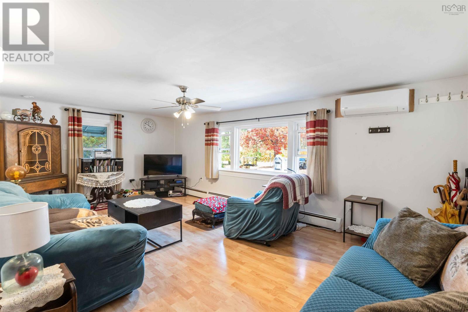 Property 24 of 39 of 26 Pleasant Street