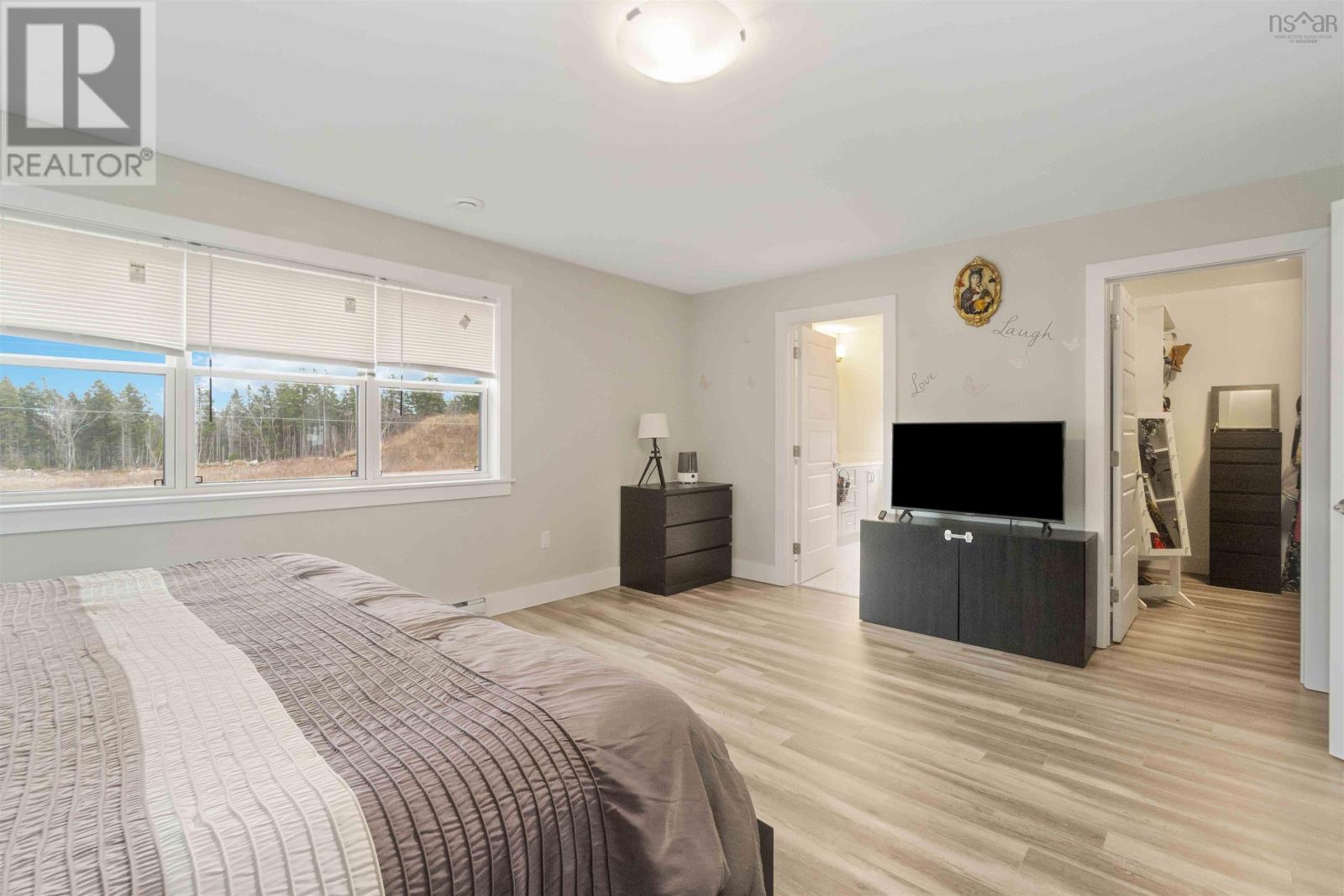 Property 37 of 46 of 11 Poonam Court