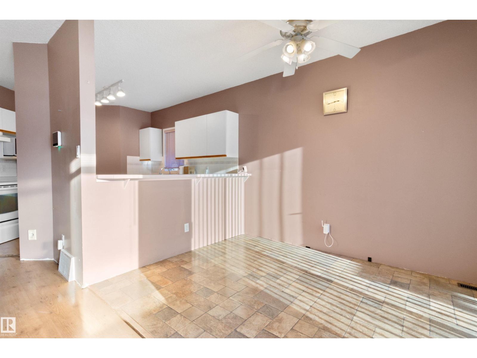 #30 843 YOUVILLE DR W NW, Edmonton